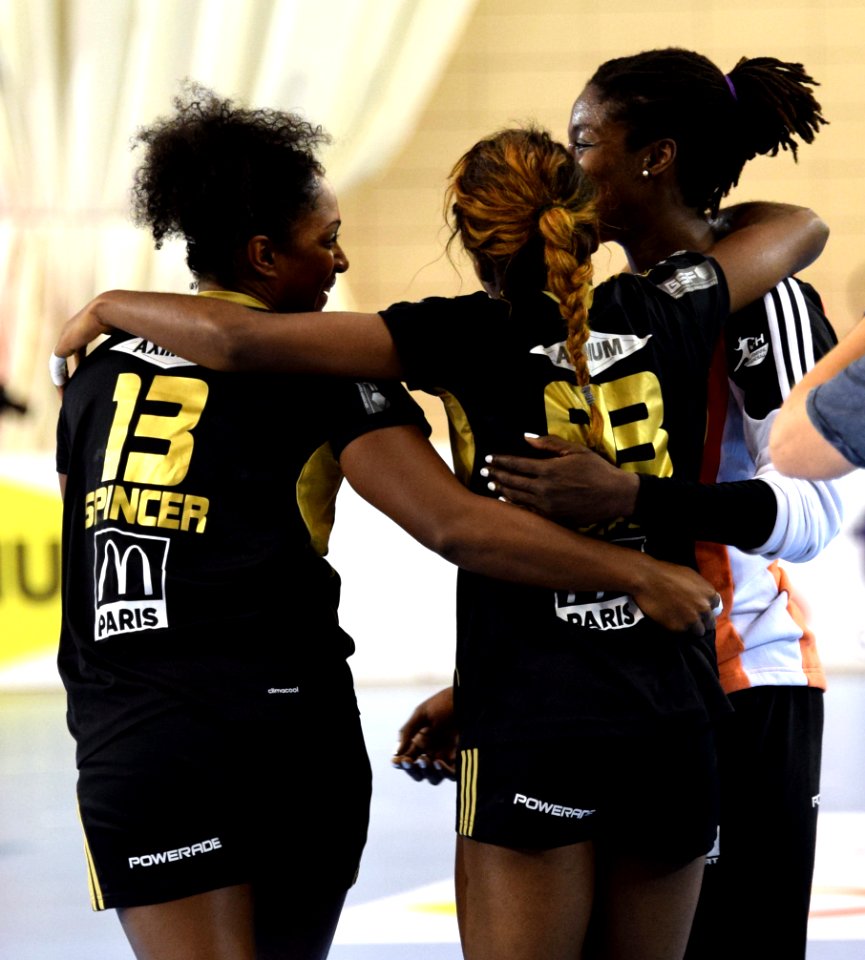Angélique Spincer Armelle Attingré Jennifer Issifou-20141112