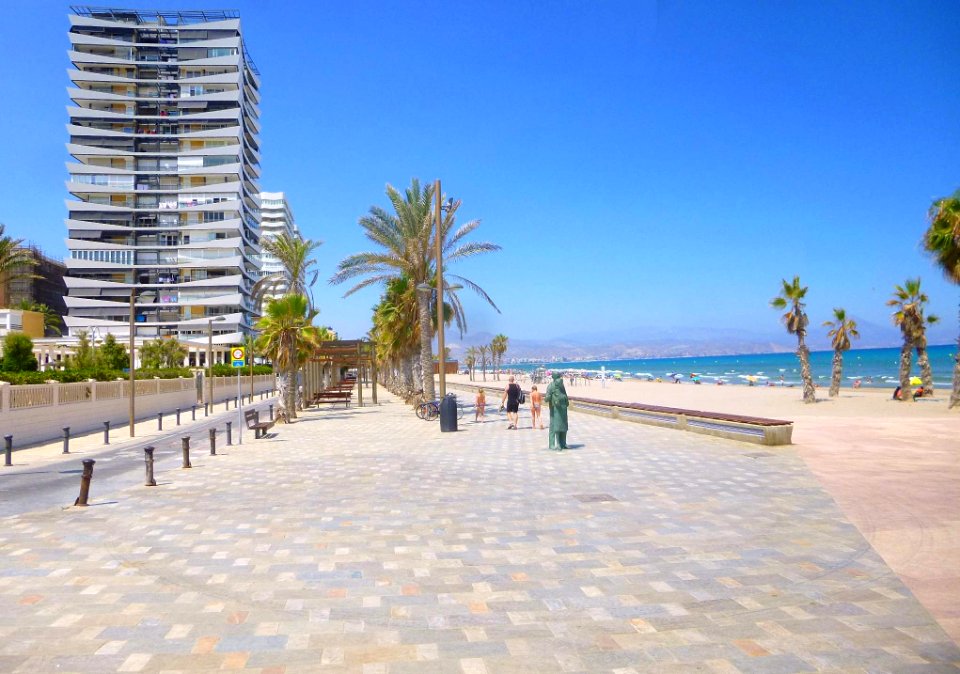 Alicante - Playa de San Juan 02