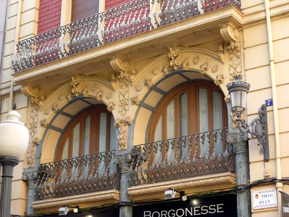 Alicante - Rambla de Méndez Núñez, Casa del Ascensor 2