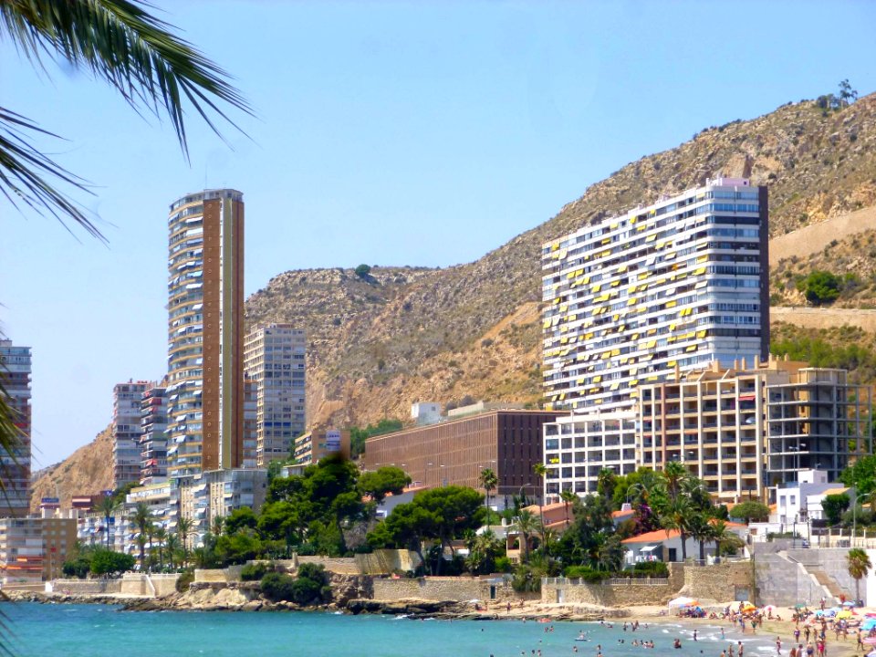 Alicante - Playa de la Albufereta, Torre Vistamar y Residencial Monte y Mar