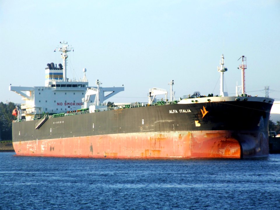 Alfa Italia IMO 9255880 p1 at the '4e Petroliumhaven', Port of Rotterdam, Hollad 30-Sep-2006