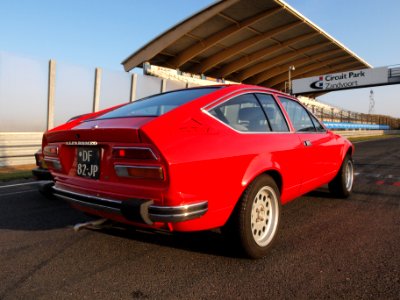 Alfa Romeo Alfetta 2000 GTV dutch licence registration DF-82-JP pic2