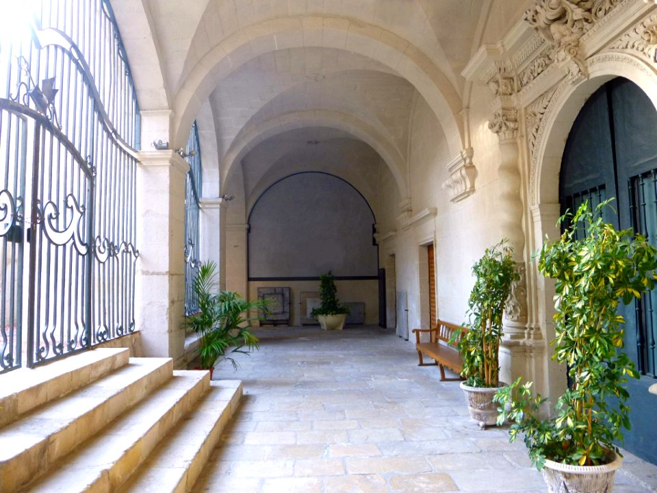 Alicante - Concatedral de San Nicolàs de Bari, claustro 03