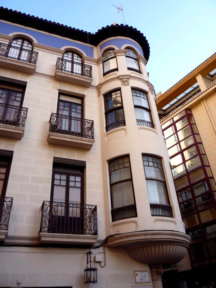 Alicante - Calle Pintor Sorolla 4