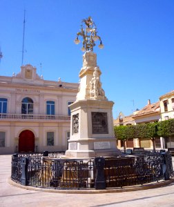Alfafar - Fuente de la Plaça del País Valencià 1