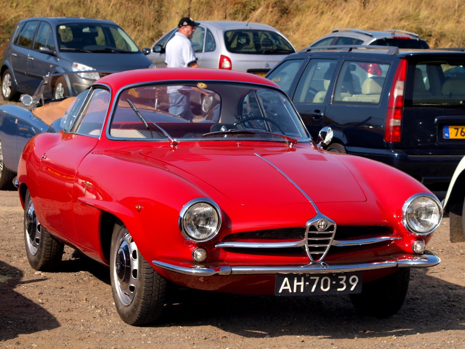 Alfa Romeo Giulietta Sprint Special 1300 dutch licence registration AH-70-39 pic6