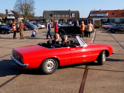 Alfa Romeo Spider 1600 (1975) licecence 90-FL-18, pic2