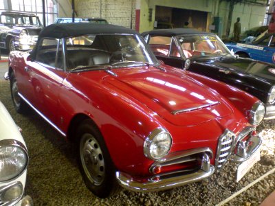 Alfa Romeo Giulia 1600 photo