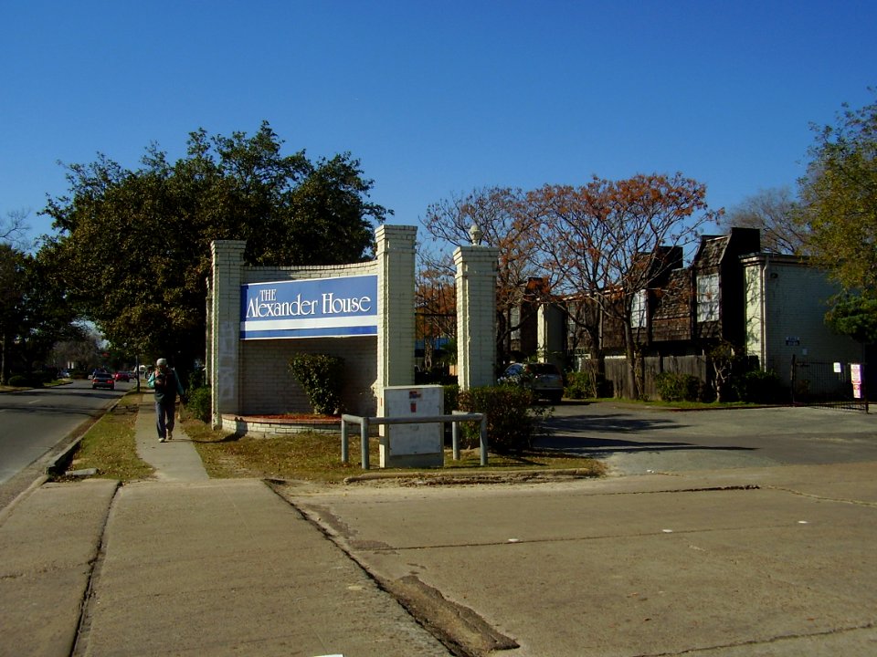 AlexanderHouseGulfton