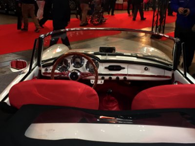 Alfa Romeo Giulietta Spider interior - Tokyo Auto Salon 2015