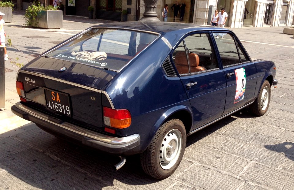 Alfa Romeo Alfasud 1.3 5door rear