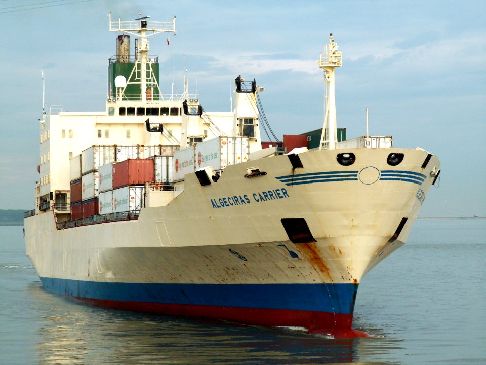 Algeciras Carrier IMO 7707918 closeup