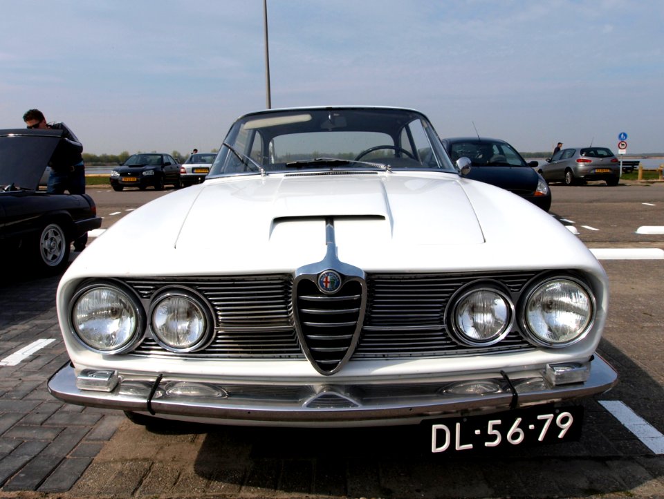 Alfa Romeo 2600 Sprint (1964) , Dutch licence registration DL-56-79 pic10
