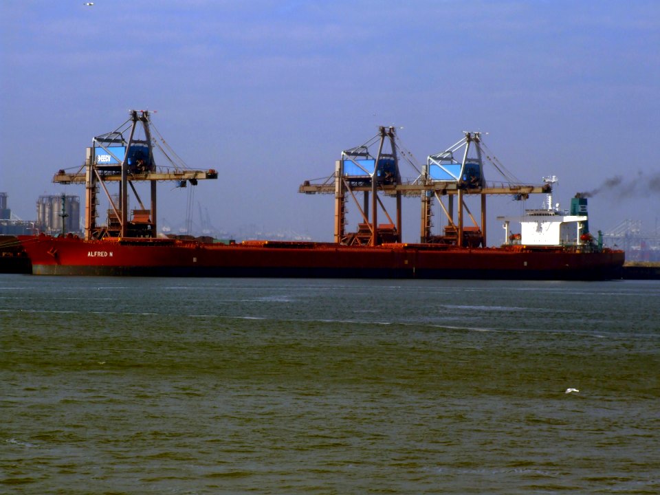 Alfred N, IMO 8900438, Port of Rotterdam, Holland 18-May-2007