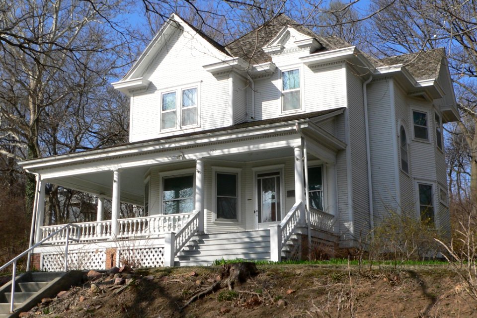 Alfred H. and Sarah Frahm house from NE 3