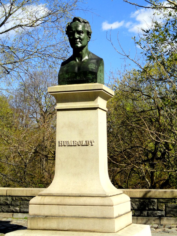 Alexander Von Humboldt Monument by Gustav Blaeser - Central Park, NYC - DSC06360