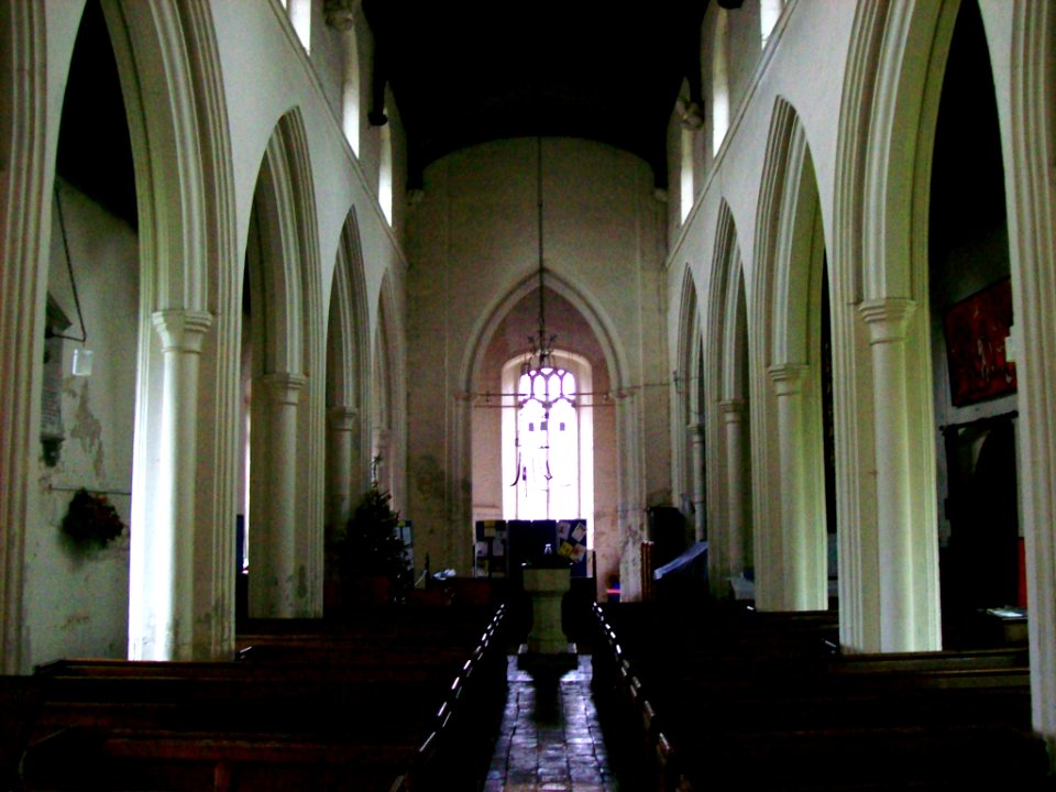 All Saints, Harston, interior