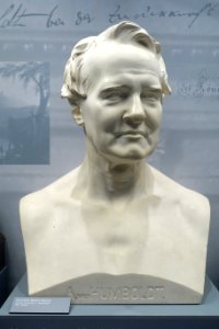 Alexander von Humboldt by Christian Daniel Rauch, 1857 - Museum fur Naturkunde, Berlin - DSC09902