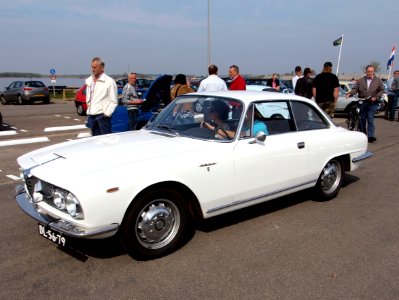 Alfa Romeo 2600 Sprint (1964) , Dutch licence registration DL-56-79 pic05