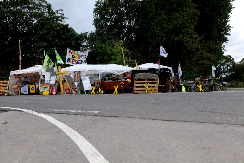 Alle Dörfer bleiben vigil Lützerath 2020-09-27 01