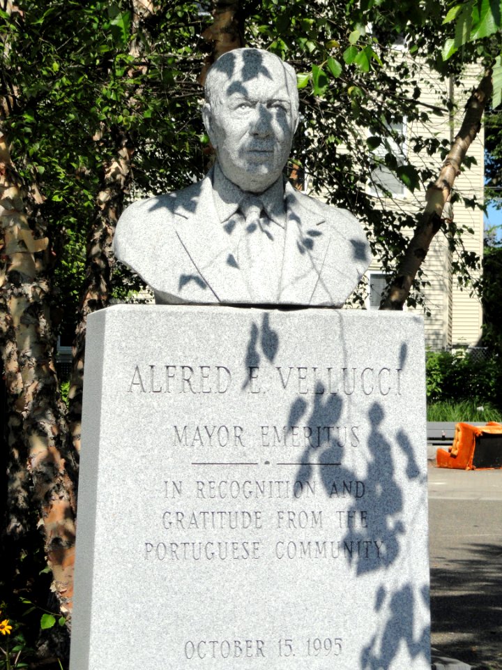 Alfred E. Vellucci monument - Cambridge, MA - DSC00535