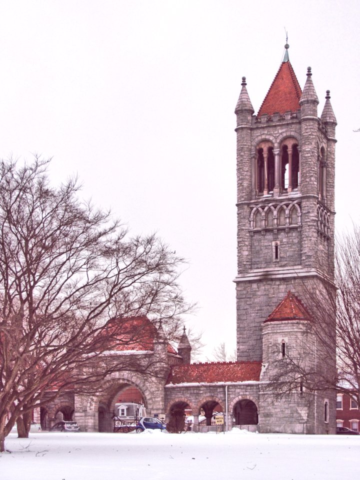 Allegheny Cemetery, Penn Avenue Gatehouse, 2015-02-19, 01