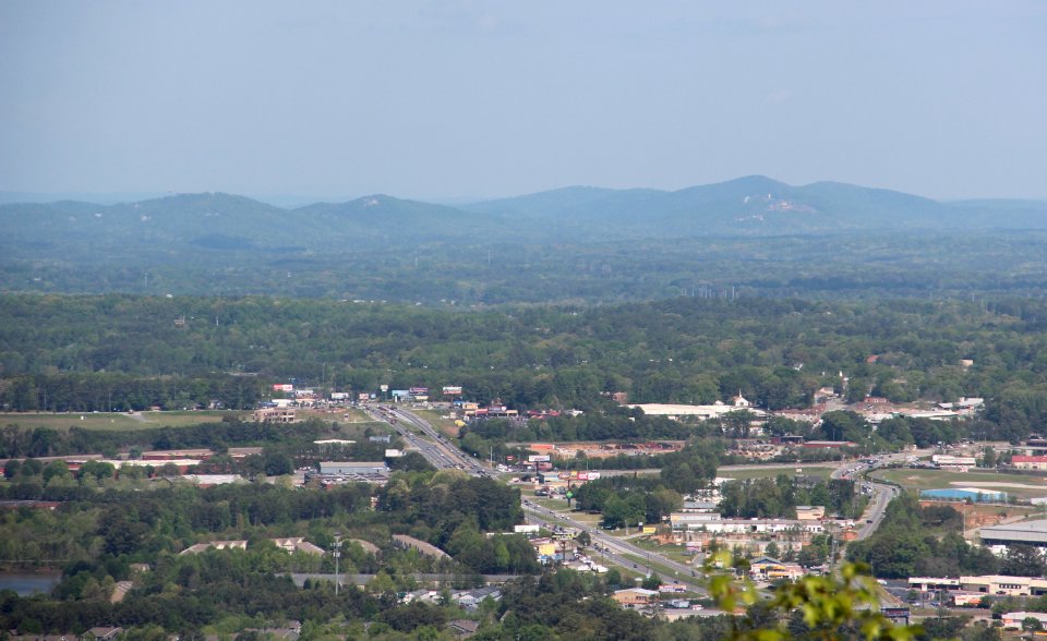 Allatoona Mountains seen from Kennesaw Mountain, April 2017