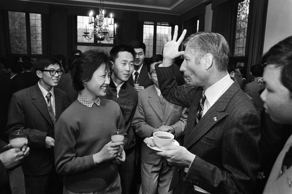 Alle Chinese studenten van Nederlandse Universiteiten en hogescholen te gast bij, Bestanddeelnr 931-0900