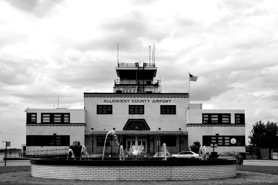 Allegheny County Airport, 2015-05-25, 01 bw