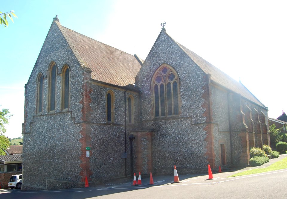 All Saints Church, East Hill, Highcliffe, Winchester (June 2019) (4)