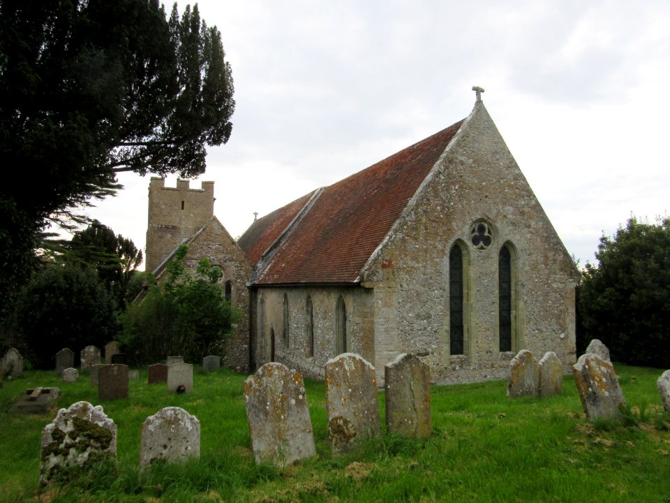 All Saints Church, The Green, Calbourne (May 2016) (4)