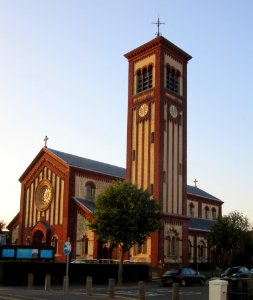 All Souls Church, Susan's Road, Eastbourne (NHLE Code 1353105) (June 2015) (3)