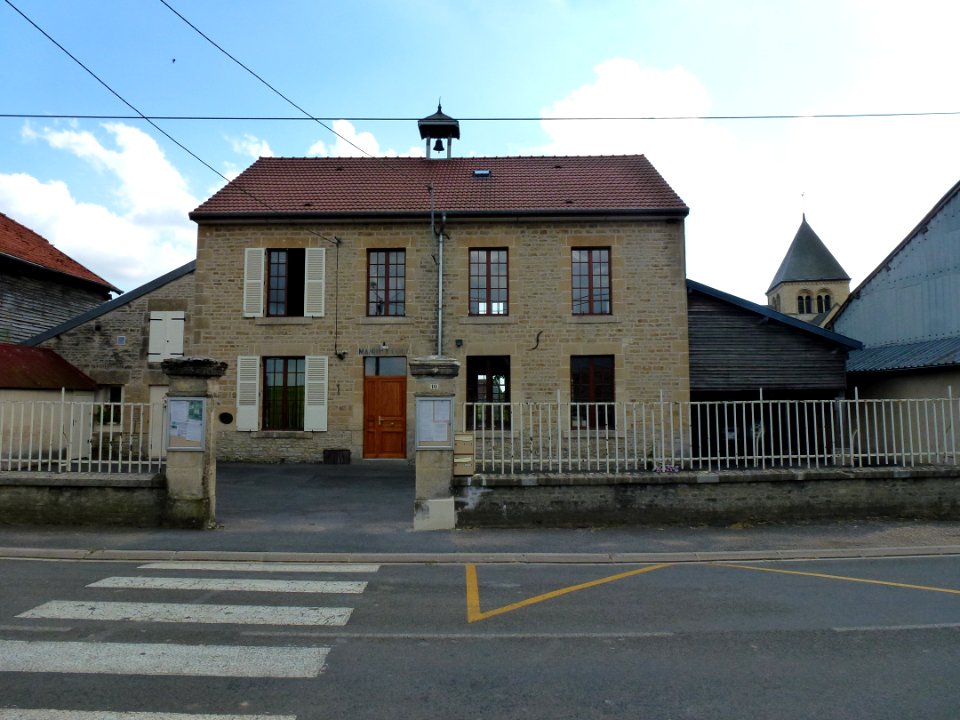 Alland'Huy-et-Sausseuil (Ardennes) mairie - école
