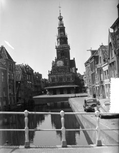 Alkmaar 700 jaar. Exterieur Waag in de omgeving, Bestanddeelnr 906-4885