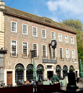 All Bar One, 2–3 Pavilion Buildings, Brighton (May 2018) (2)