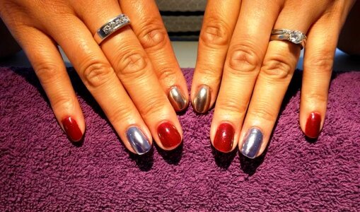 Fingers manicure makeup