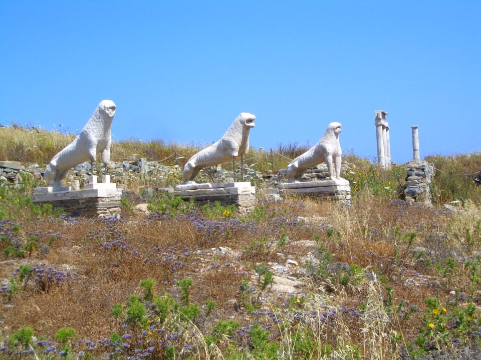 Allée des lions à Delos