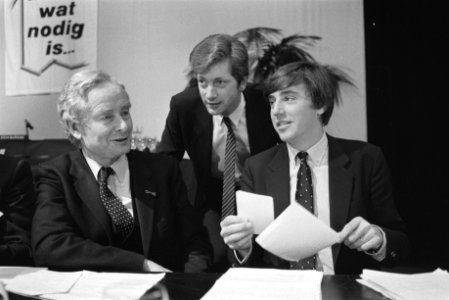 Algemene ledenvergadering VVD in Hattem v.l.n.r. Zoutendijk, Kamminga, Nijpels, Bestanddeelnr 932-8998