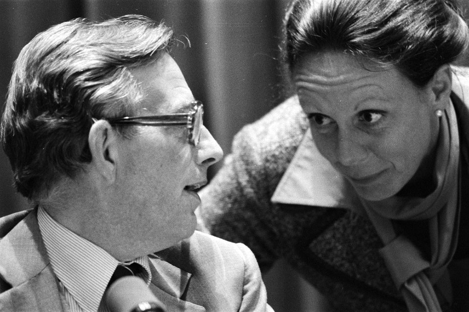 Algemene ledenvergadering VVD in Amsterdam Korthals Altes en Nely Smit Kroes, Bestanddeelnr 929-1869