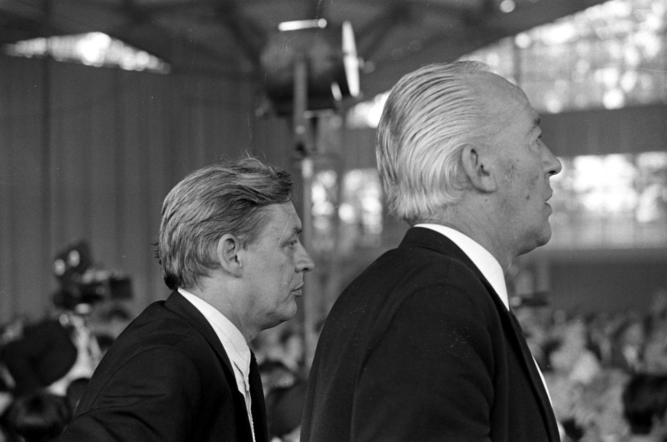 Algemene Ledenvergadering VPRO in Expohal Hilversum. Nummer 18 Merel Laseur, A. , Bestanddeelnr 921-4572