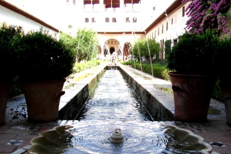 Alhambra S Looks (119980753)
