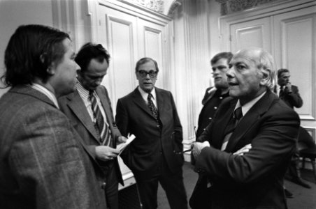 Algemene beschouwingen Tweede Kamer Den Uyl , Van Dam , Boersma ea, Bestanddeelnr 928-1961