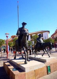 Alcázar de San Juan - Monumento a Don Quijote y Sancho Panza 02
