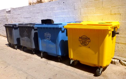 Alcira - Reciclaje de residuos urbanos 01