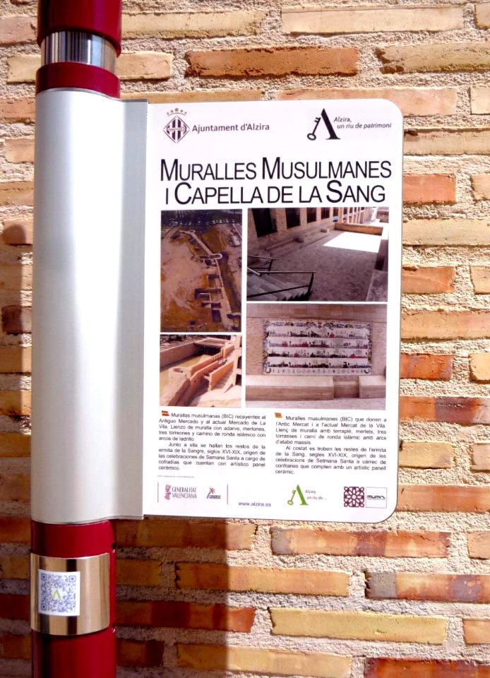 Alcira - Restos de las murallas musulmanas y Capilla de la Sang 1