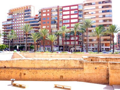 Alcira - Restos de las murallas musulmanas y Capilla de la Sang 5