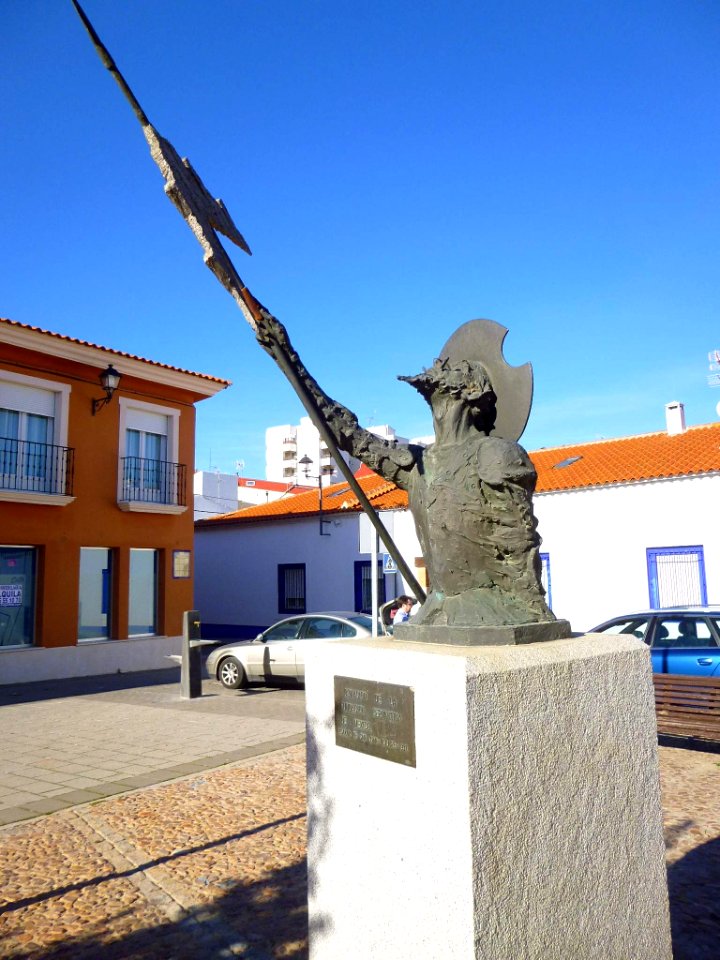 Alcázar de San Juan - Esculturas y monumentos 05