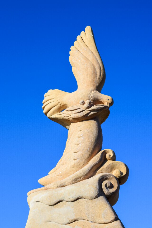 Symbol hope sculpture