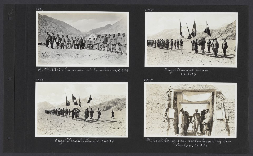 Albumblad met vier fotos. Linksboven bezoek van de Malit, de militair commanda, Bestanddeelnr 33 037