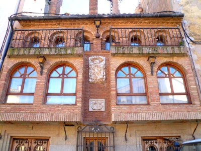 Alcanadre - Plaza del Pueblo 10